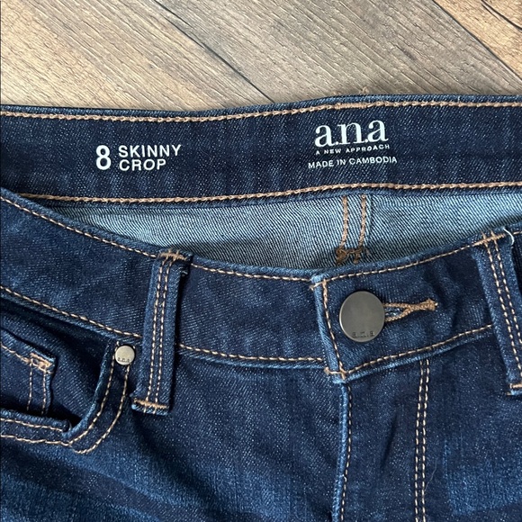 a.n.a skinny crop Jeans, sz 8 - Picture 2 of 2